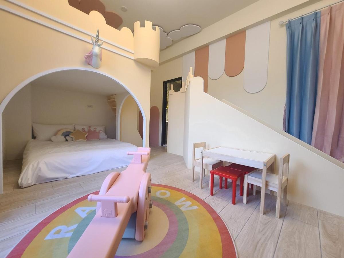 Sunlight Forest Homestay Tainan Dış mekan fotoğraf