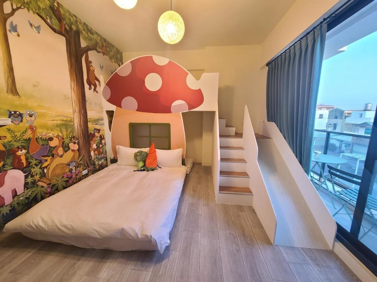 Sunlight Forest Homestay Tainan Dış mekan fotoğraf