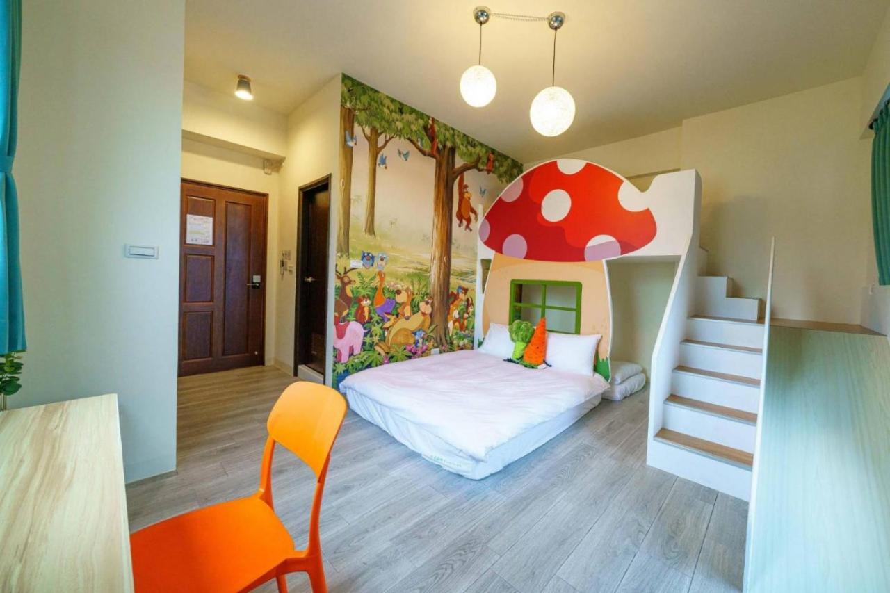 Sunlight Forest Homestay Tainan Dış mekan fotoğraf