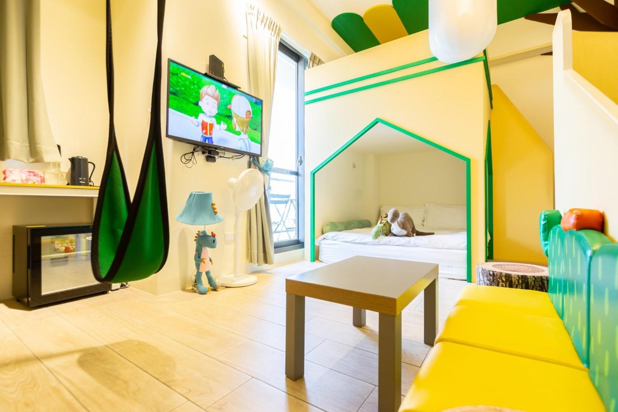Sunlight Forest Homestay Tainan Dış mekan fotoğraf